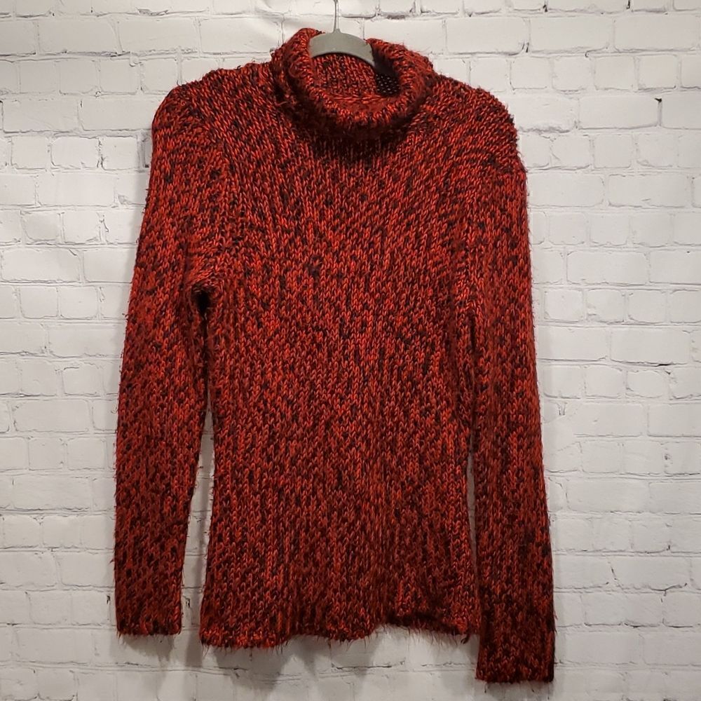Pursuits ltd red and black acrylic turtleneck